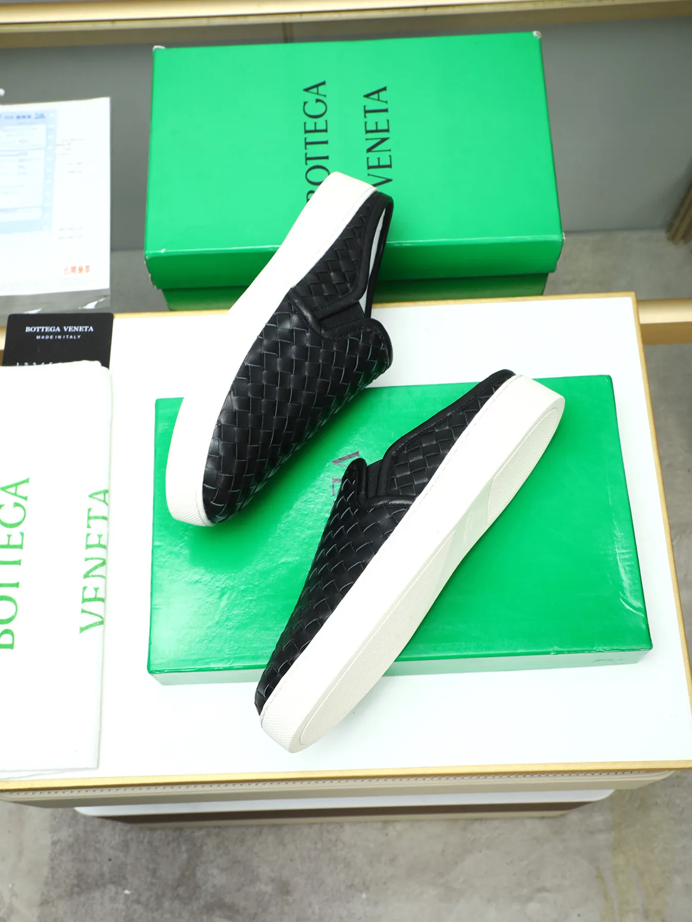 Men's shoes 💰440 [Half drag series] BOTTEG* VENET* - high-end boutique Size: 38-44 (45 customized) BV new product, first-layer cowhide artificially woven classic style harmoniously blends with contemporary fashion temperament, rubber soles are light and flexible, water-dyed sheepskin pads! [Taobao, Tmall, and live streaming are the first choices]